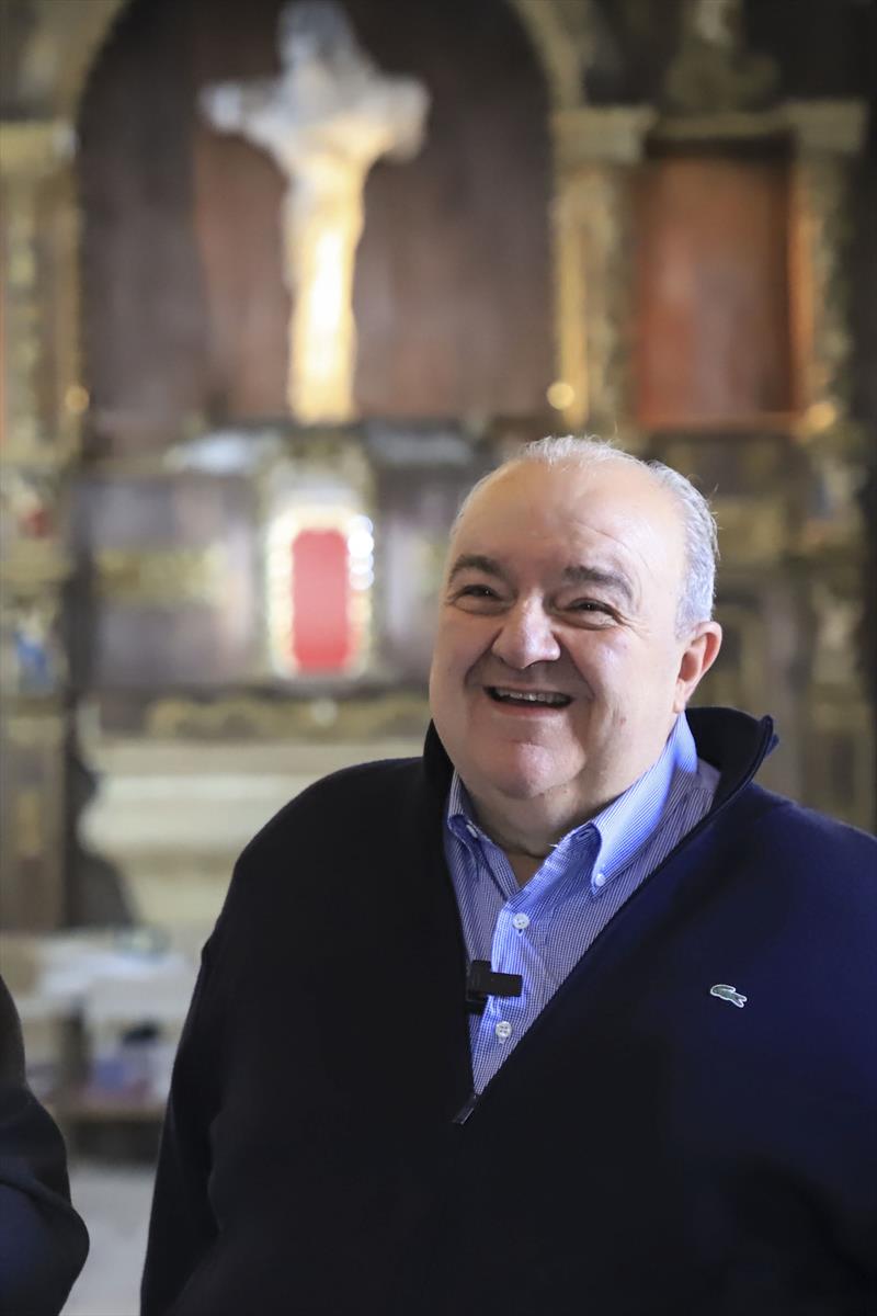 Prefeito Rafael Greca vistoria andamento das obras de restauração da Igreja da Ordem Terceira de São Francisco das Chagas, no Largo da Ordem.
Curitiba, 03/08/2023.
Foto: José Fernando Ogura/SMCS.