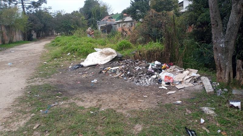 Mutirão de Limpeza em Curitiba quer conscientizar comunidade no entorno do Ribeirão dos Padilhas. 
Foto: Divulgação