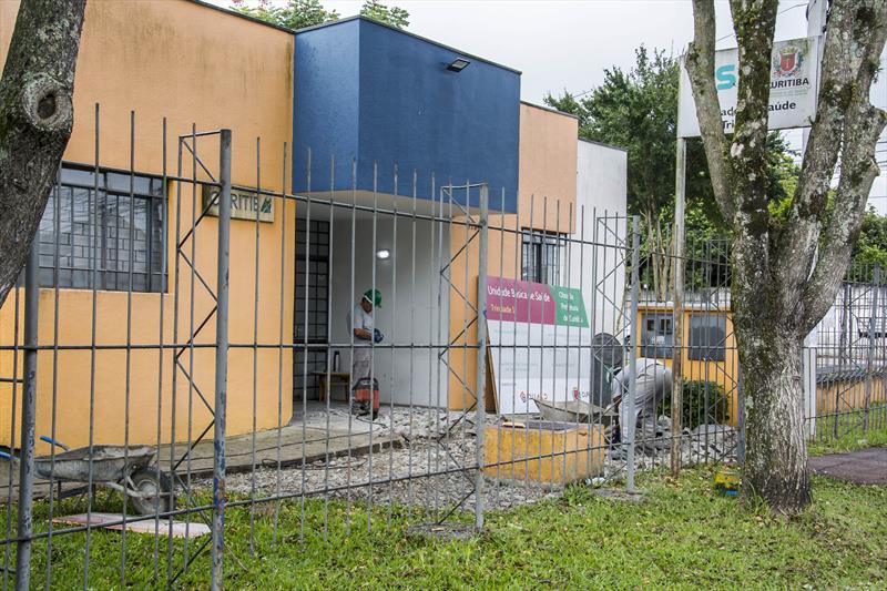 Reforma da Unidade de Saúde Trindade, no bairro Vila Oficinas, no Distrito Sanitário Cajuru. 
Curitiba, 28/04/2023.
Foto: Levy Ferreira/SMCS