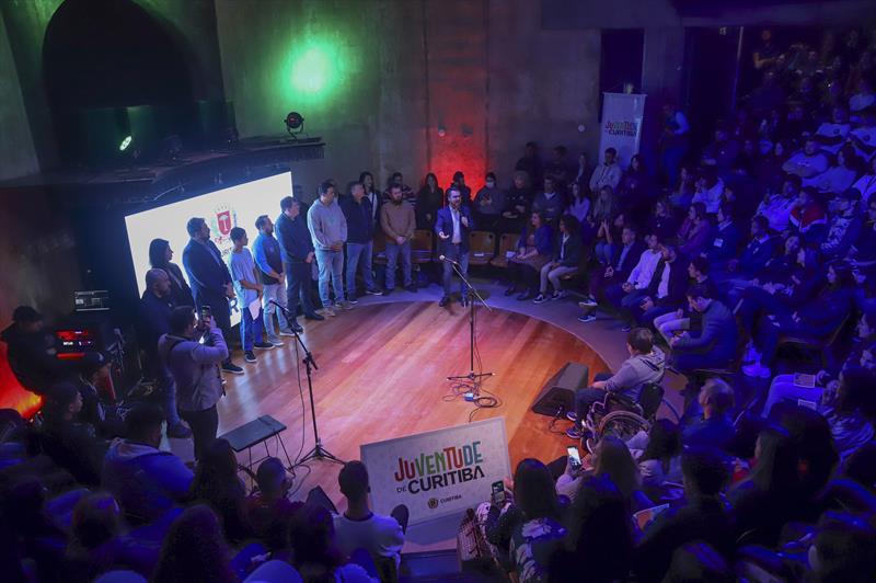 Evento Juventude de Curitiba realizado pela SMELJ no teatro Paiol  - Curitiba, 31/08/2023 - Foto: Daniel Castellano / SMCS