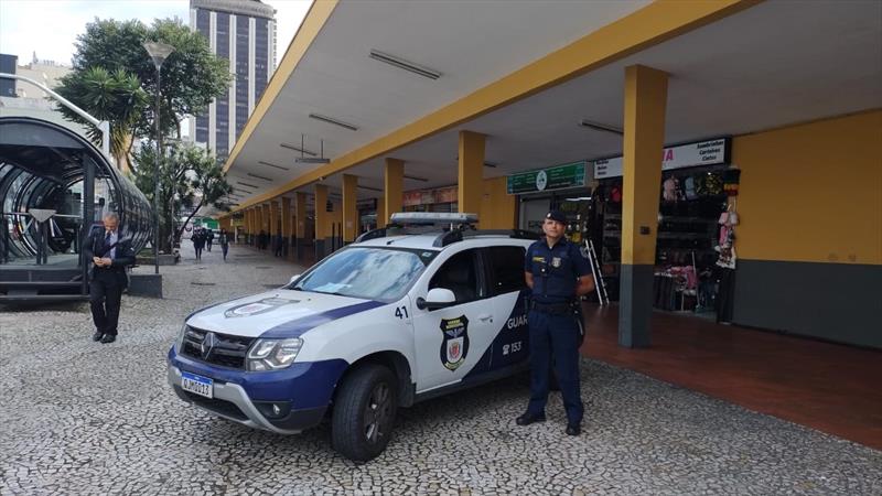 Em primeiro dia de operação, Guarda Municipal de Curitiba faz cinco prisões na área central. 
Foto: Guarda Municipal de Curitiba 