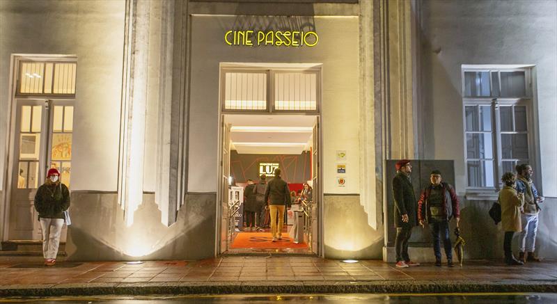 Em Curitiba, roteirista renomado revela os segredos da adaptação de livros para cinema e teatro. 
Foto: Ricardo Marajó/SMCS