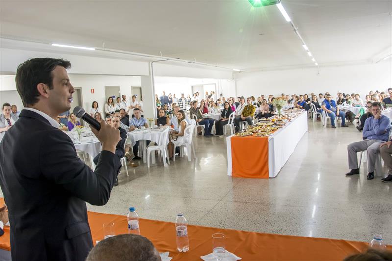 Eduardo Pimentel participa da inauguração de nova sede de escola parceira da Prefeitura.
Curitiba, 26/09/2023
Foto: Levy Ferreira/SMCS