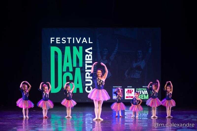 Mais de 200 coreografias vão encantar Curitiba na 38º Edição do Festival de Dança. 
Foto: @m.c.alexandre