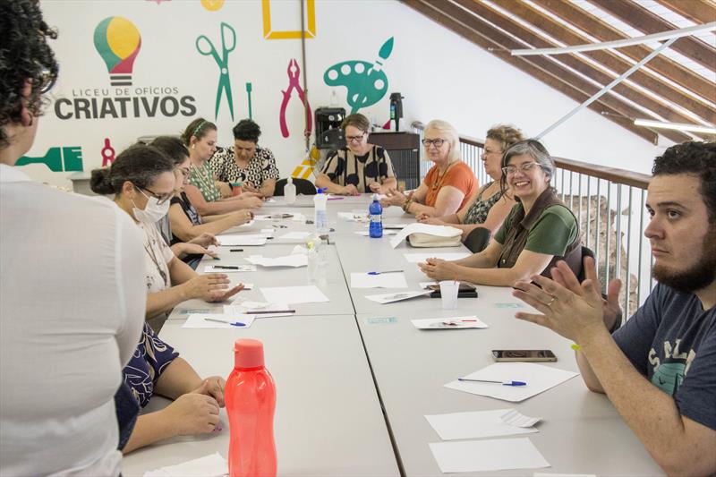 Cerâmica plástica é transformada em botões em Oficina do Liceu de Ofícios Criativos.
Curitiba, 27/09/2023.
Foto: Levy Ferreira/SMCS