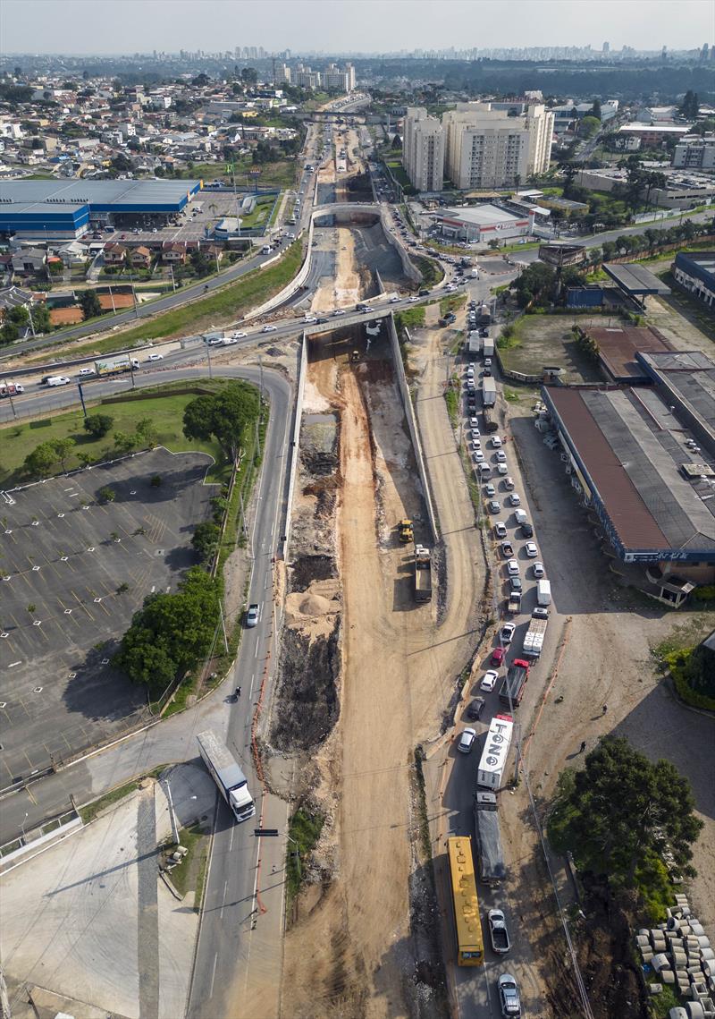 Obras do lote 4.1, o trecho final da Linha Verde no Atuba. Curitiba, 03/10/2023. Foto: Ricardo Marajó/SMCS