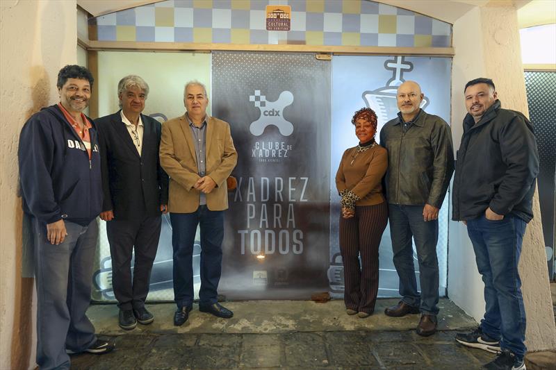 Clube de Xadrez Erbo Stenzel encerra o ano com homenagens e premiações
