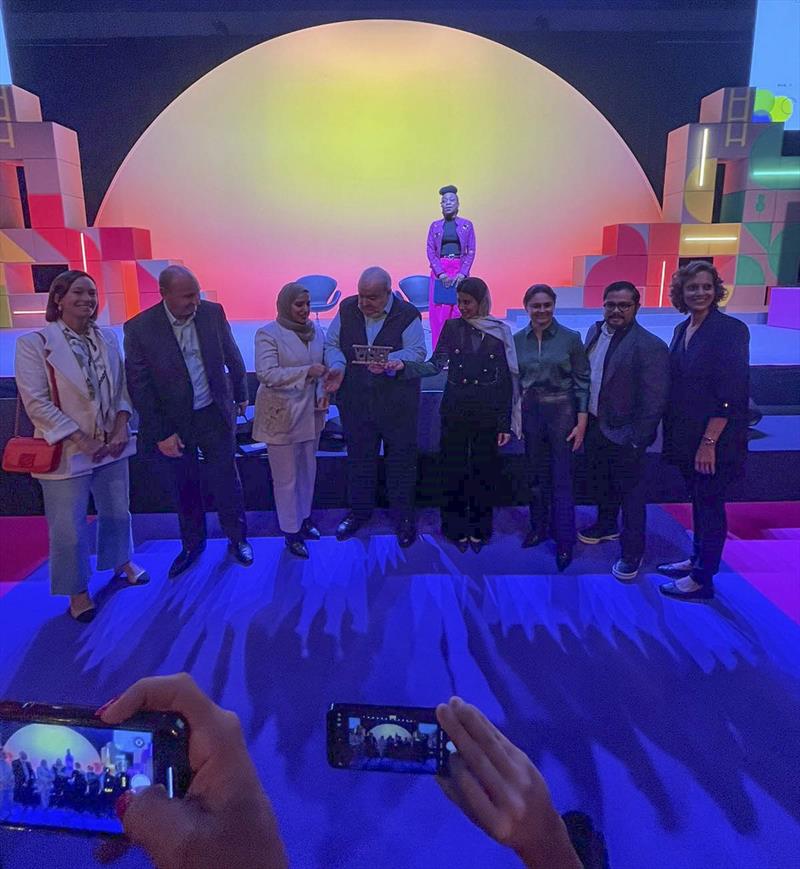 Prefeito Rafael Greca participa da mesa redonda “Cidades inteligentes ao redor do mundo”, durante o Smart City Expo World Congress 2023. 
Foto: Divulgação