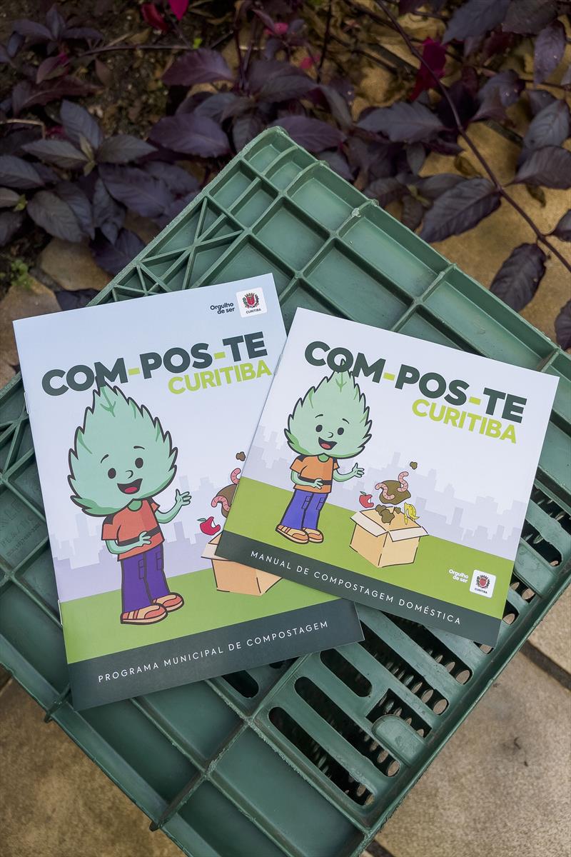 Curitiba vai distribuir gratuitamente mais 150 composteiras domésticas.  Foto: Renato Próspero/SMCS