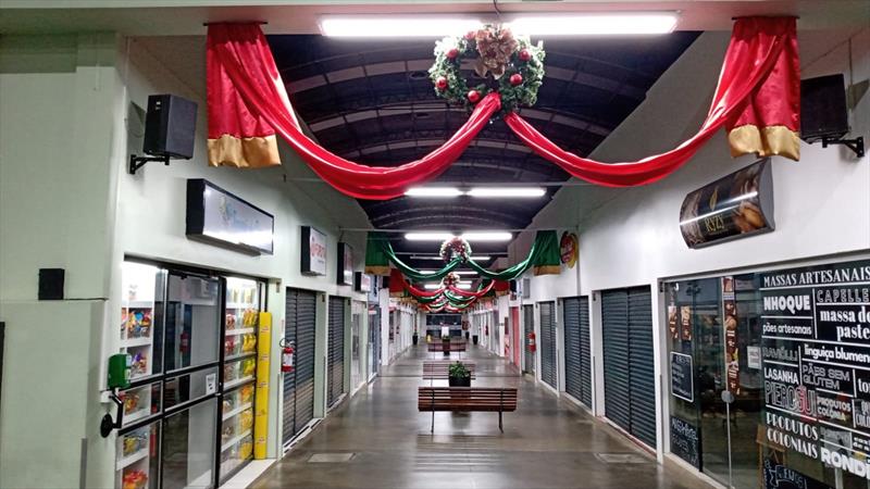Papai Noel do Natal de Curitiba chega ao Mercado Municipal do Capão Raso neste sábado. Confira a programação. 
Foto: Divulgação