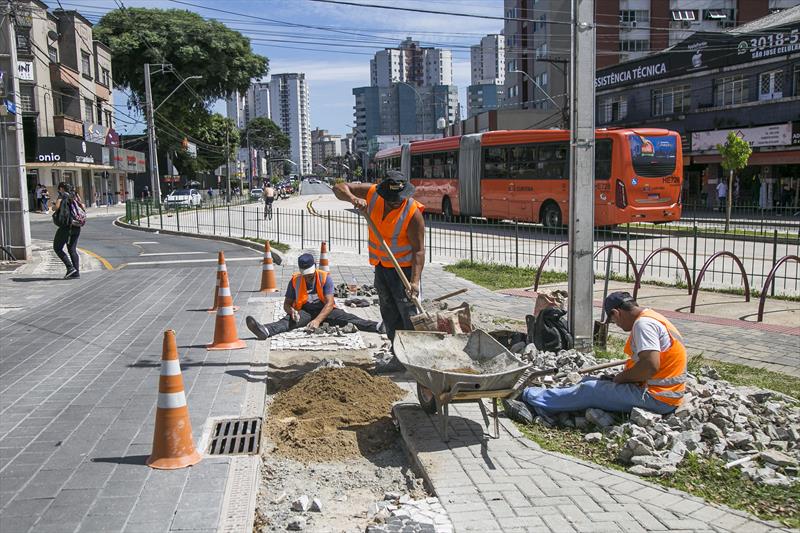 Prefeitura de Curitiba comemorando o dia da consciência negra. 👀 : r/brasil