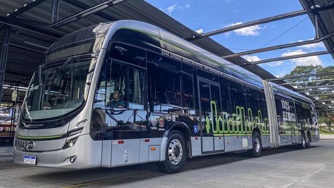Curitiba inicia testes com um ônibus elétrico da chinesa BYD no transporte coletivo. Curitiba, 22/04/2023. Foto: Hully Paiva/SMCS