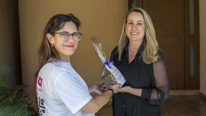Startup entrega prêmio de reconhecimento pelo apoio a empreendedora curitibana as 40 embaixadoras. Na imagem, Luciana Burko. Curitiba 16/05/2023
Foto: Levy Ferreira/SMCS