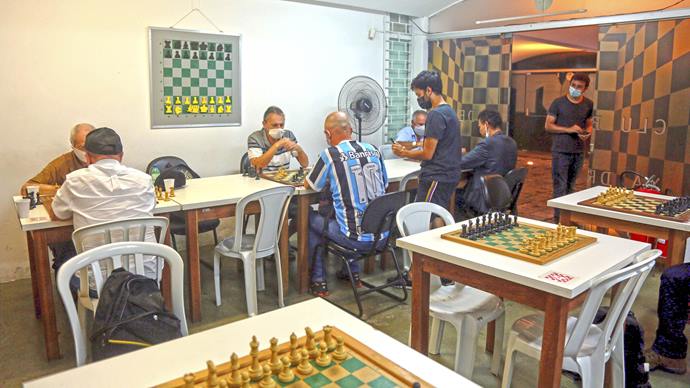 Clube de Xadrez Erbo Stenzel será renovado e modernizado - Prefeitura de  Curitiba
