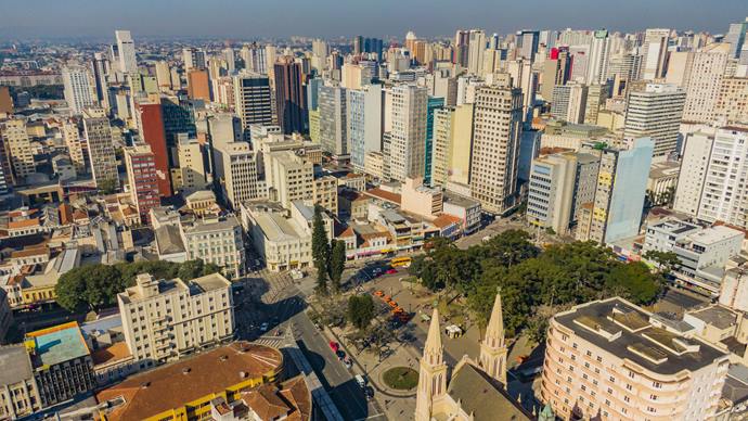 Apenas 2 horas: Curitiba é a capital mais rápida para abertura de empresas no País.
Foto; Daniel Castellano/SMCS