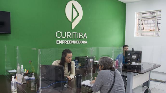 Espaços Empreendedor de Curitiba cadastram MEIs para terem a Prefeitura como cliente.
Foto: Levy Ferreira/SMCS
