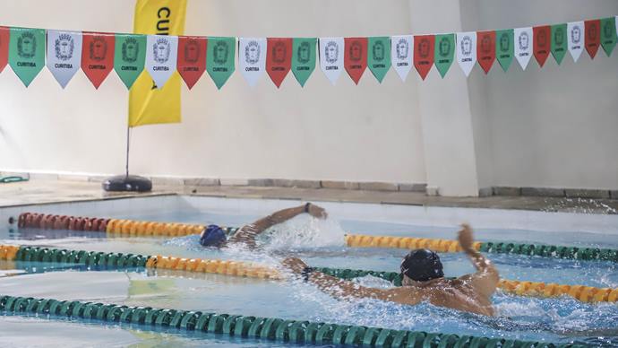 Viva o Sábado: inscrições para nadar de graça nas piscinas da Prefeitura de Curitiba no próximo fim de semana estão abertas.
Foto: José Fernando Ogura/SMCS.