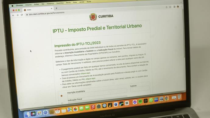 Sexta parcela do IPTU de Curitiba vence dia 20; veja como gerar a guia de pagamento. Foto: Ricardo Marajó/SMCS
