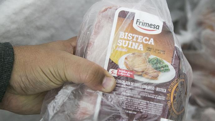 Arroz, feijão e bisteca estão na Semana da Economia dos Armazéns da Família. Foto: Pedro Ribas/SMCS
