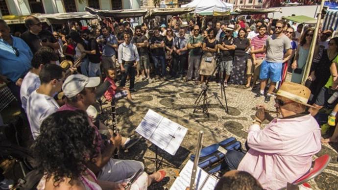 Música e festa no Largo da Ordem: Grupo Choro e Seresta comemora 50 anos. 
Foto: Divulgação