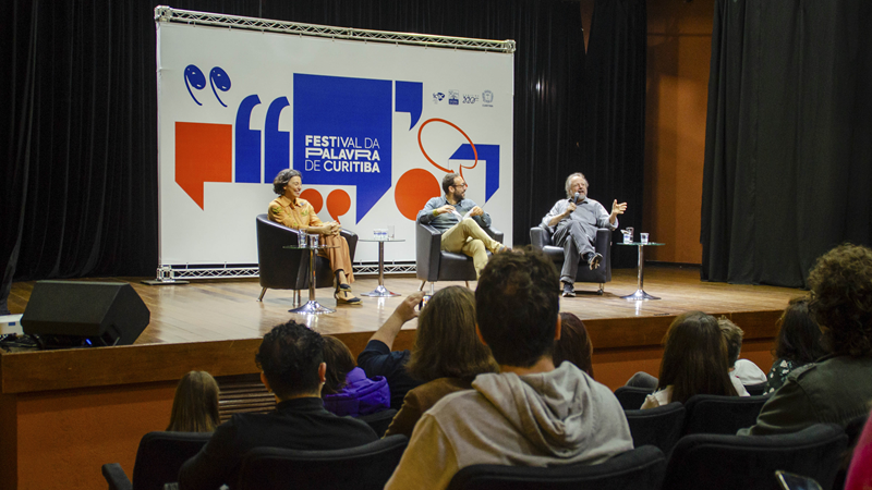  III Festival da Palavra de Curitiba reúne 15 encontros com autores nacionais e locais. 
Foto: Gabriela Krassuski