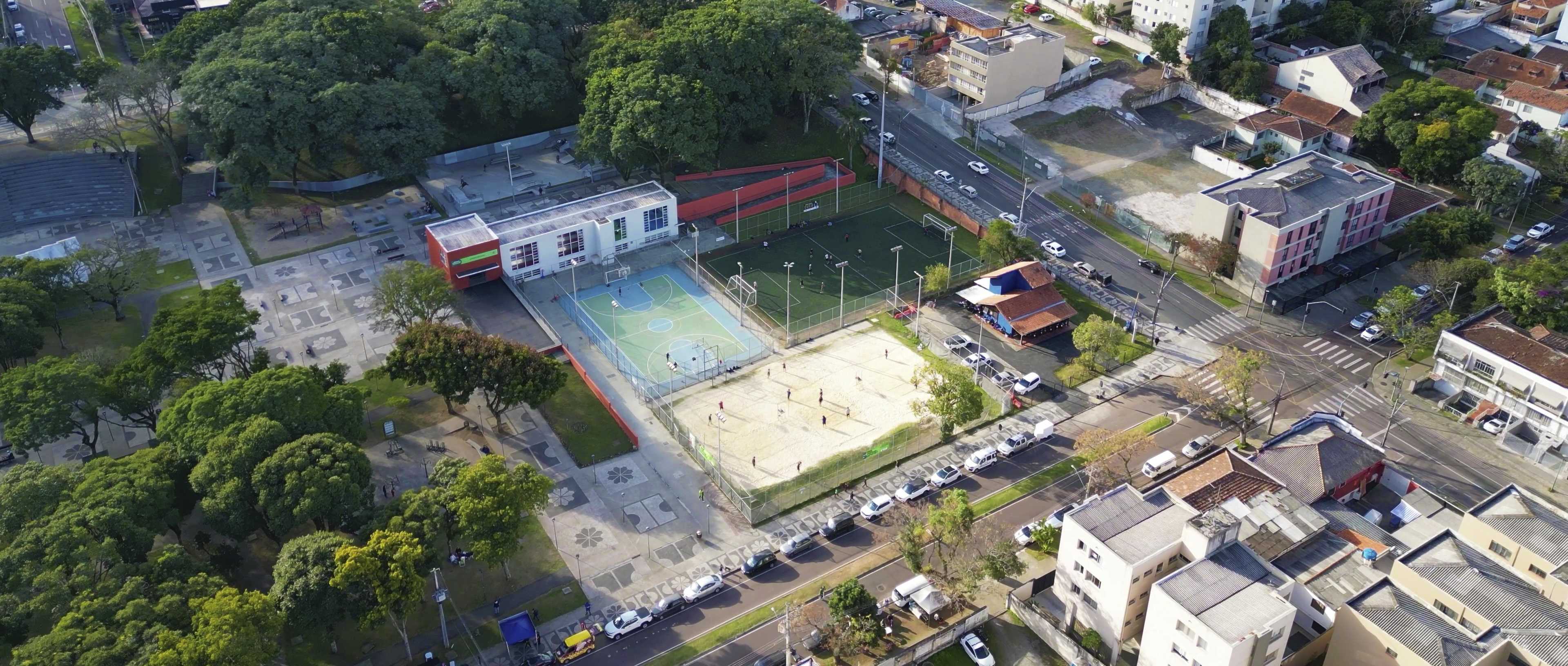 Treinamento Futebol Americano Feminino - Prefeitura de Curitiba